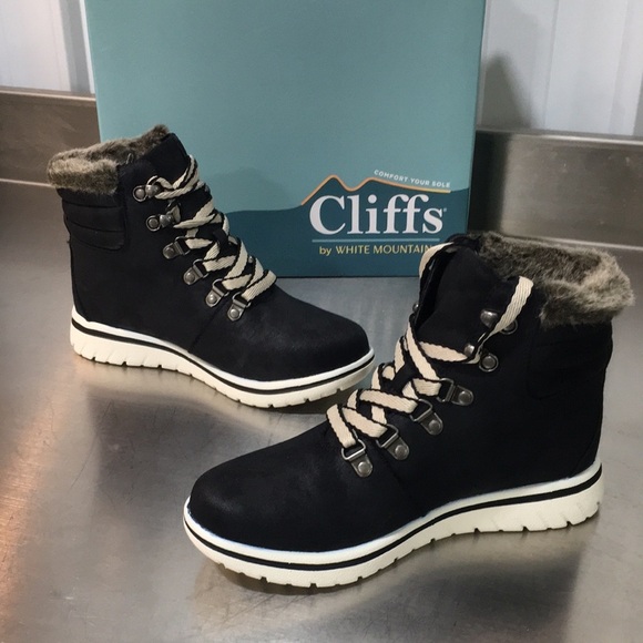 Cliffs by WHITE MOUNTAIN Shoes - New WB Woman’s Cliffs by White Mountain Black Faux Fur Lined Lace-Up Boots